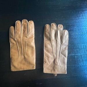 Brown leather Abercrombie gloves